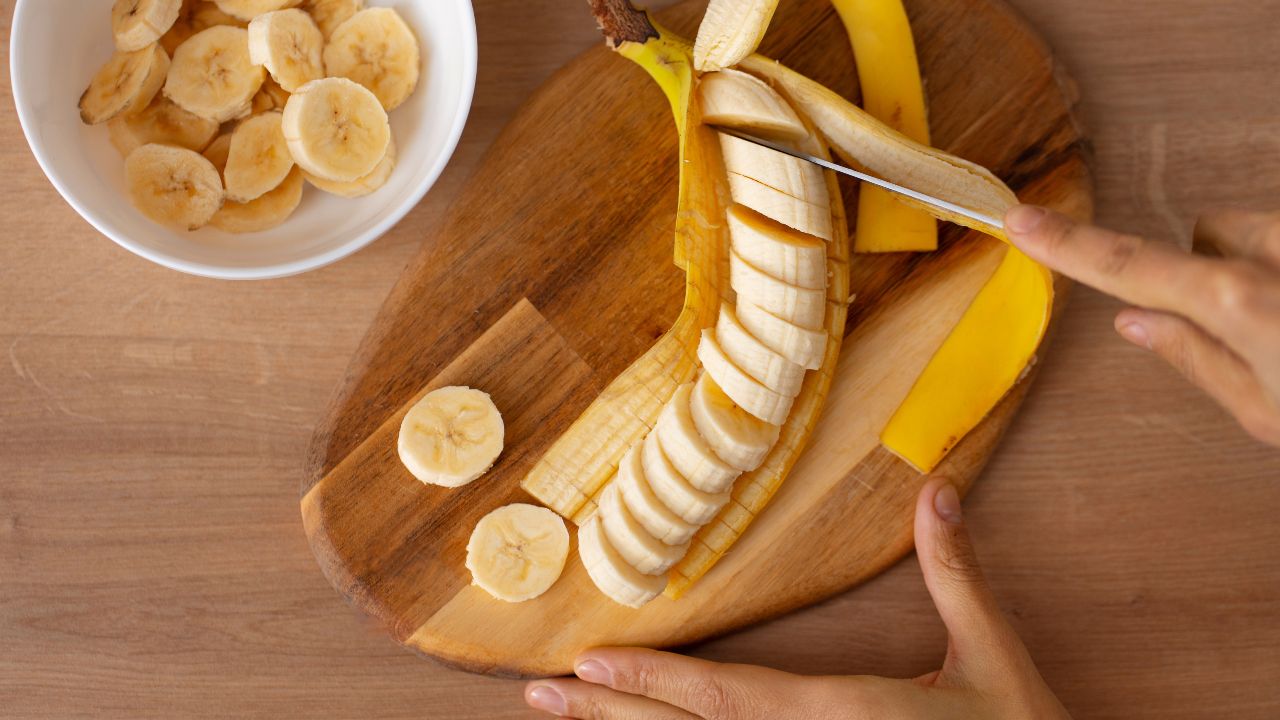Is banana cat friendly?